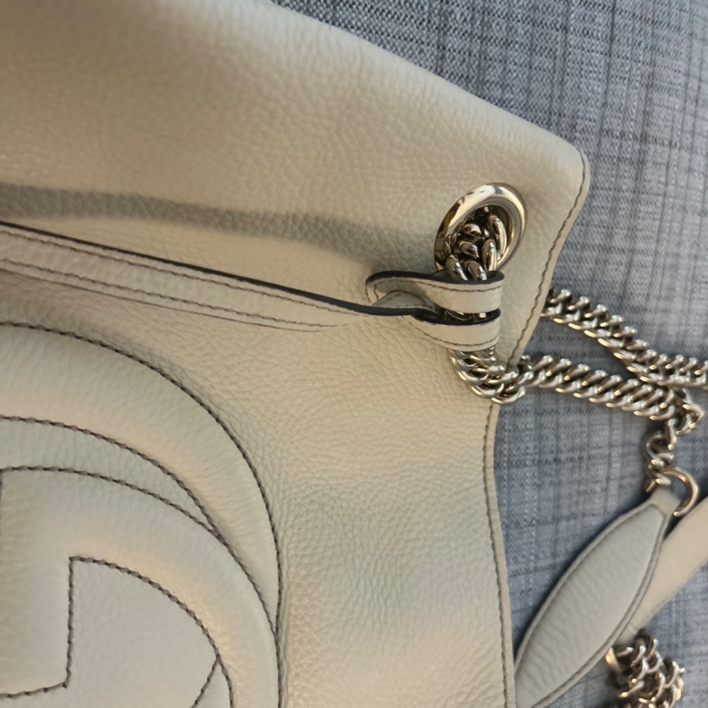 Gucci White Leather Soho Chain Tote - Picture 7 of 16